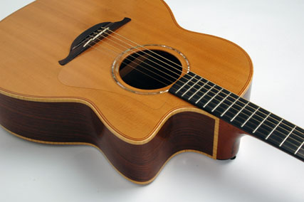 <Lowden_acoustic_guitarpty>” width=”174″ height=”144″ align=”right” hspace=”6″ vspace=”6″></span></p>
<p><span class=